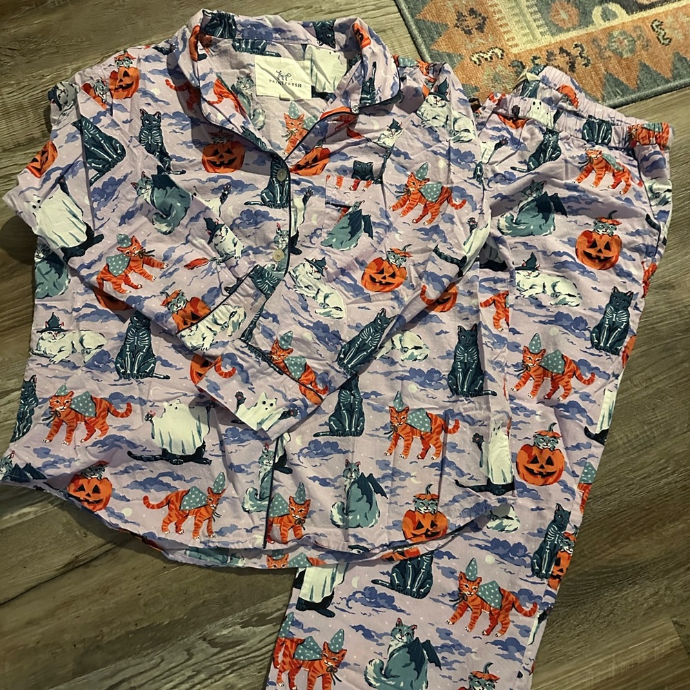 Printfresh Adult Pajama Set with Cats and Pumpkins in Purple